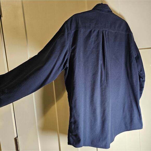 LL Bean Men's Collared Button Up Cotton Shirt Blue & Black XL - Picture 6 of 12